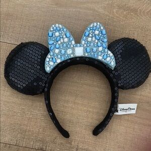 Disney Black and Blue Minnie Mouse Hairband 50th Disneyland Park anniversary